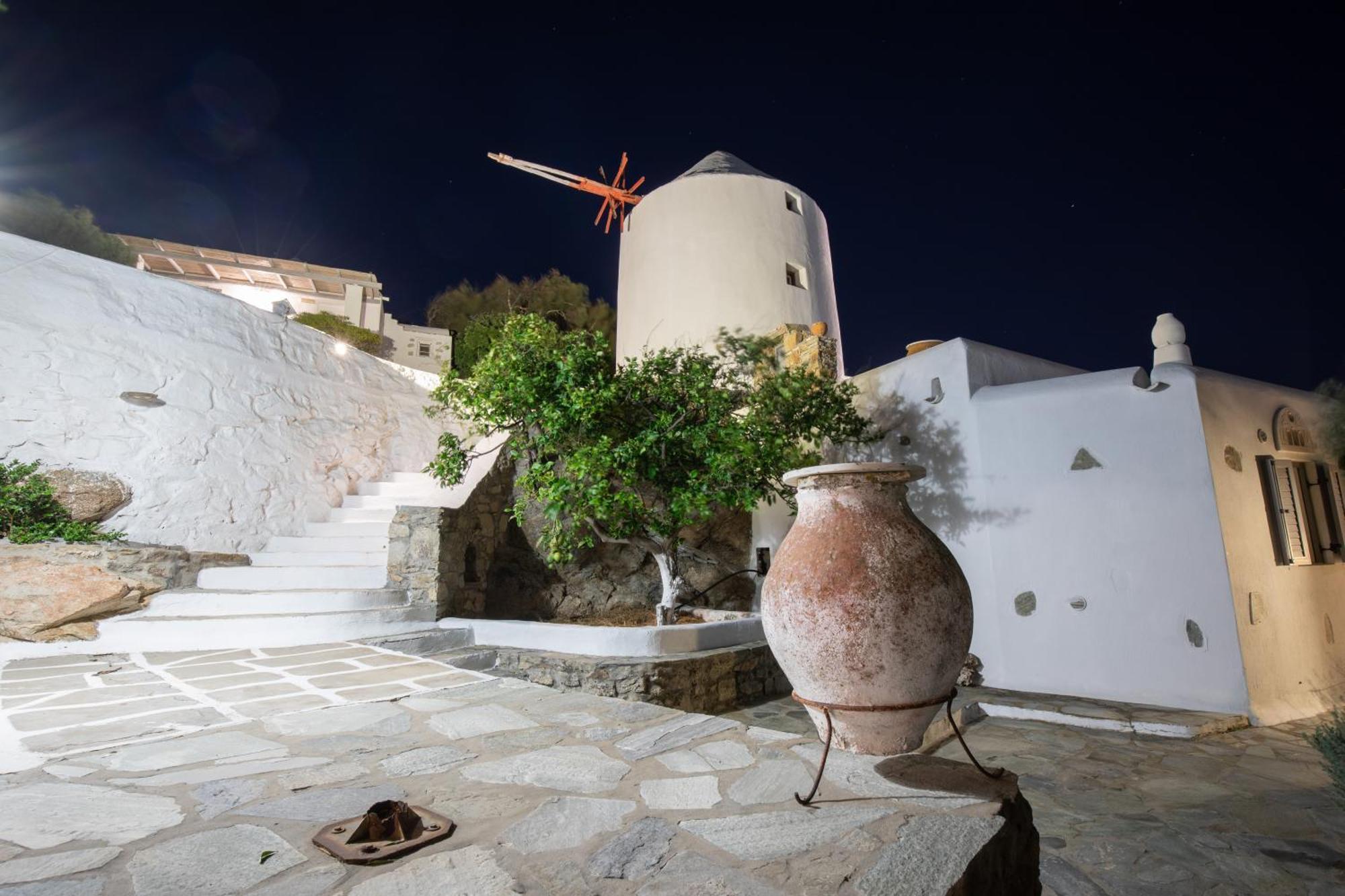 Apostolis Windmill Psarrou